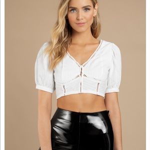 Tobi NWOT Balloon Sleeve Top